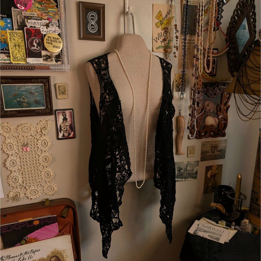 Crochet Lace Open Vest Women's Large/XL Black